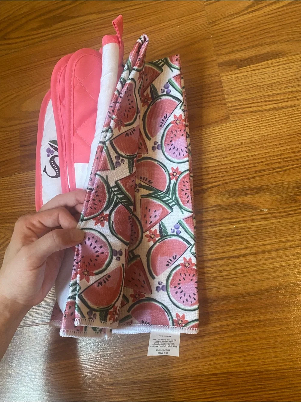 Welcome Summer Pink-Trim Oven Mitt and Pot Holder Set